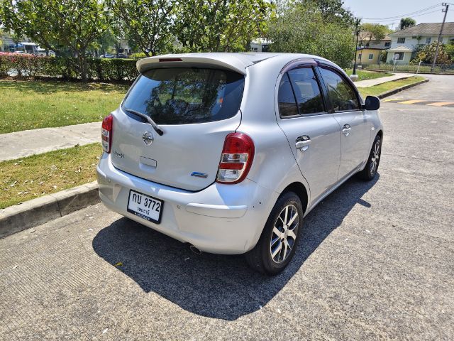 Nissan March 2012 1.2 V Sedan เบนซิน ไม่ติดแก๊ส เกียร์อัตโนมัติ บรอนซ์เงิน รูปที่ 4