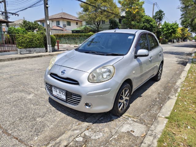 Nissan March 2012 1.2 V Sedan เบนซิน ไม่ติดแก๊ส เกียร์อัตโนมัติ บรอนซ์เงิน รูปที่ 3