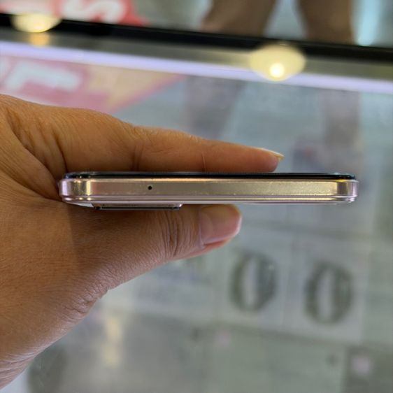 Vivo V23e 5G สีทอง เครื่องศูนย์ สภาพสวยมาก จอ6.44นิ้ว แรม8รอม128 Dimensity810 กล้อง50ล้าน(3ตัว)🔥🔥 รูปที่ 6
