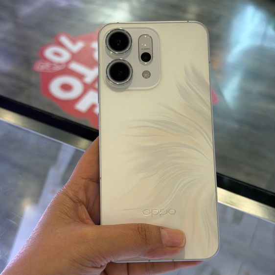 OPPO Reno14 5G สีขาว สภาพสวยมากๆ จอ6.59นิ้ว แรม12รอม256 Dimensity8350 กล้อง50ล้าน(3ตัว) เครื่องใช้งานดีเยี่ยม ครบยกกล่อง🔥🔥 รูปที่ 3