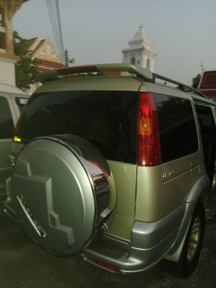 รถ Ford Everest 2.0 Titanium Plus 4WD สี บรอนซ์ทอง
