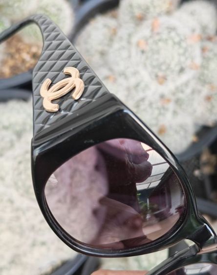 แว่นกันแดด​ Vintage​ Chanel​ สวยและหายากมาก​ ราคาแบ่งปันถูกที่สุดครับ รูปที่ 10