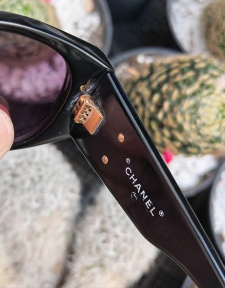 แว่นกันแดด​ Vintage​ Chanel​ สวยและหายากมาก​ ราคาแบ่งปันถูกที่สุดครับ รูปที่ 13