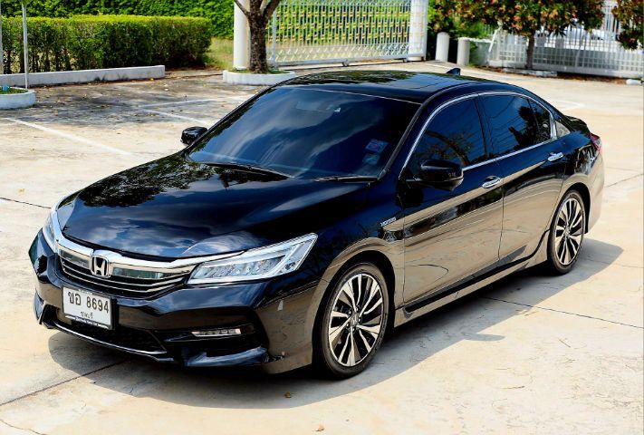 Honda Accord 2016 2.0 Hybrid Tech Sedan ไฮบริด ไม่ติดแก๊ส เกียร์อัตโนมัติ ดำ รูปที่ 4