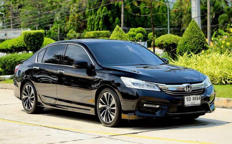Honda Accord 2016 2.0 Hybrid Tech Sedan ไฮบริด ไม่ติดแก๊ส เกียร์อัตโนมัติ ดำ รูปที่ 2