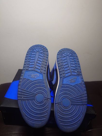 Jordan 1 Retro High OG Royal Reimagined รูปที่ 9