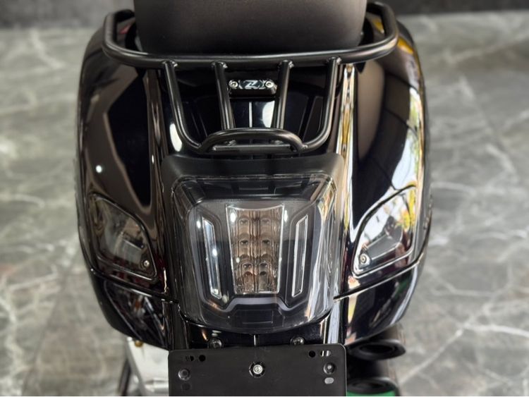 Vespa GTS300 Hpe รูปที่ 6