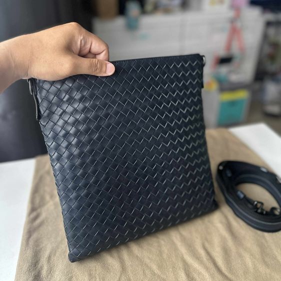 Bottega Veneta Messenger Bag รูปที่ 3