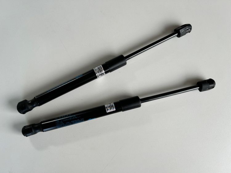 โช๊คฝากระโปรง กรอบ รีโมท ไม้วัดน้ำมันเครื่อง Audi TT MK1 MK2 Quattro รูปที่ 18