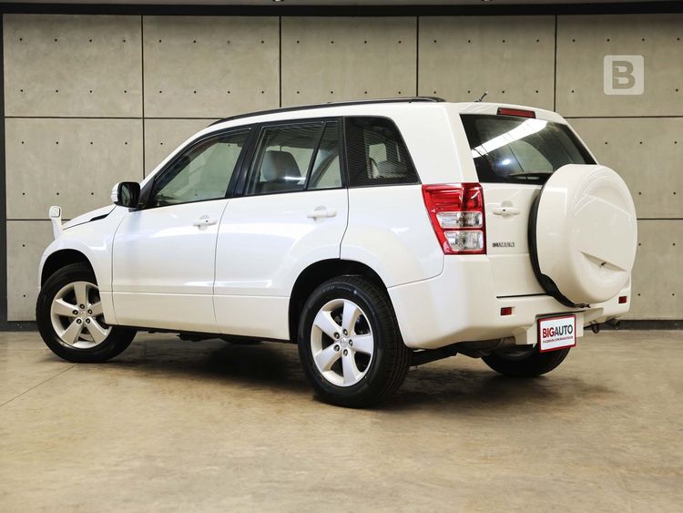 Suzuki Vitara 2012 2.0 Grand JLX Utility-car เบนซิน ไม่ติดแก๊ส เกียร์อัตโนมัติ ขาว รูปที่ 3