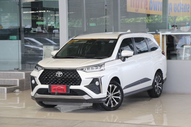 รถ Toyota Veloz 1.5 Premium สี ขาว