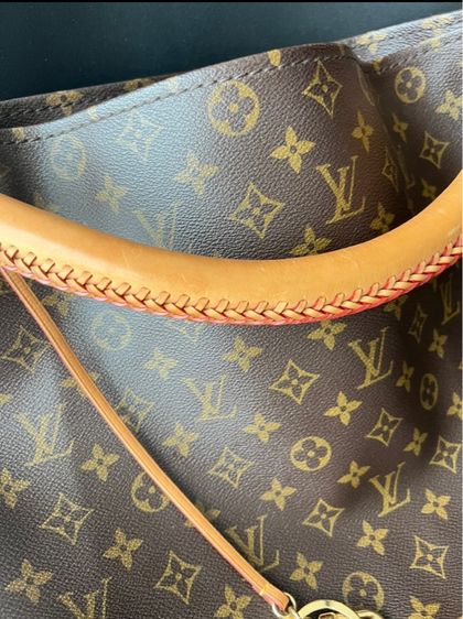 กระเป๋า LV Artsy MM  รูปที่ 4