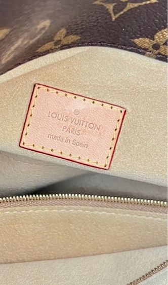 กระเป๋า LV Artsy MM  รูปที่ 12