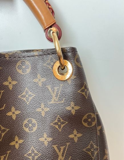 กระเป๋า LV Artsy MM  รูปที่ 3