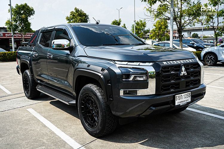 Mitsubishi Triton 2024 2.4 Plus Ultra Pickup ดีเซล ไม่ติดแก๊ส เกียร์อัตโนมัติ เทา รูปที่ 3