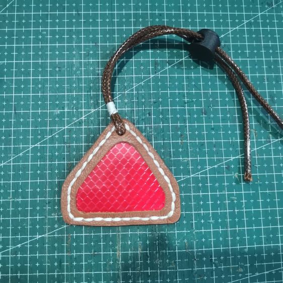 ทับทิมห้อยท้ายจักรยาน รูปที่ 4