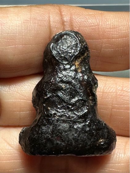 พระปิดตาเนื้อผงคลุกรัก เก่า(ได้มาสภาพเดิมตามภาพ) รูปที่ 2