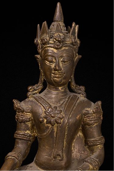 พระบูชาเชียงแสนทรงเครื่อง เนื้อสำริด หน้าตักกว้าง 5 นิ้ว ความสูง 12 นิ้ว รูปที่ 7