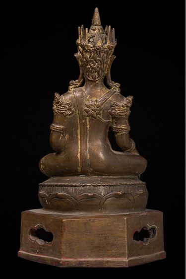 พระบูชาเชียงแสนทรงเครื่อง เนื้อสำริด หน้าตักกว้าง 5 นิ้ว ความสูง 12 นิ้ว รูปที่ 3