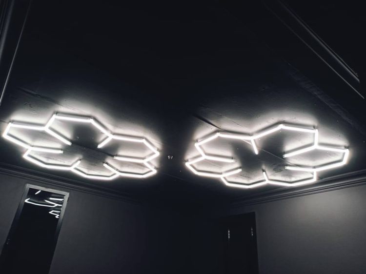 ไฟ LED ทรงรังผึ้งหกเหลี่ยม สำหรับโรงรถและคาร์แคร์ ระบบไฟ AC220V รูปที่ 4