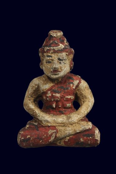 ฤาษีไม้แกะเก่าๆ