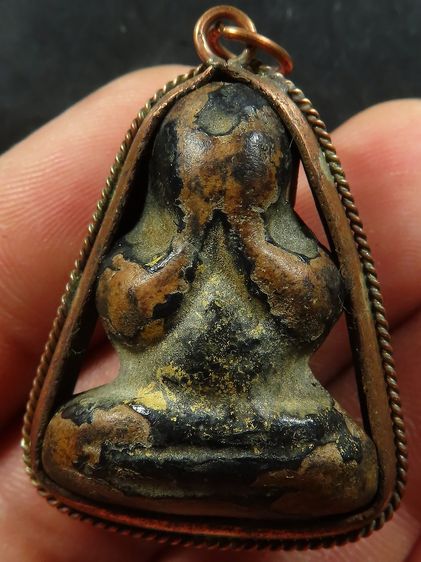 พระปิดตาเก่า