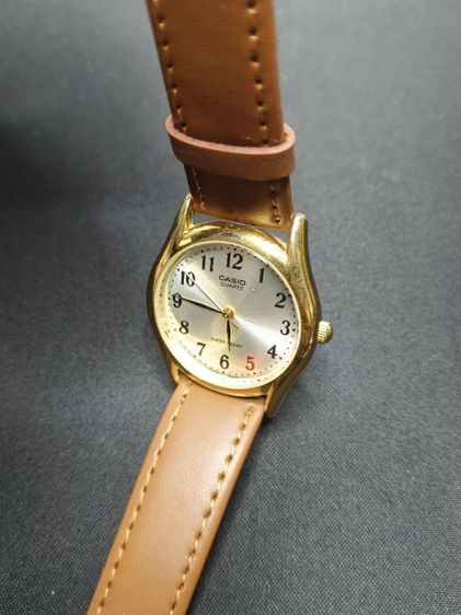 นาฬิกามือสอง Casio MTP-1094 ตัวเรือนสีทอง หน้าเงิน วินเทจสไตล์ รูปที่ 4