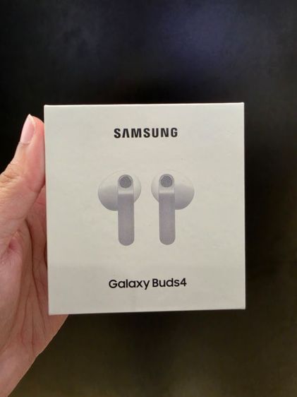 อื่นๆ มากกว่า 512 GB Samsung Galaxy Buds 4 สีขาว