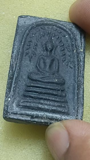 พระสมเด็จ พิมพ์ ปรกโพธิ์ย้อย ฐานคู่ เนื้อผงใบลานหลวงพ่อกวยปี 12 รูปที่ 5