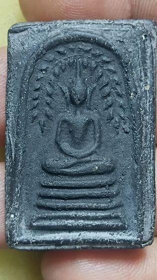 พระสมเด็จ พิมพ์ ปรกโพธิ์ย้อย ฐานคู่ เนื้อผงใบลานหลวงพ่อกวยปี 12