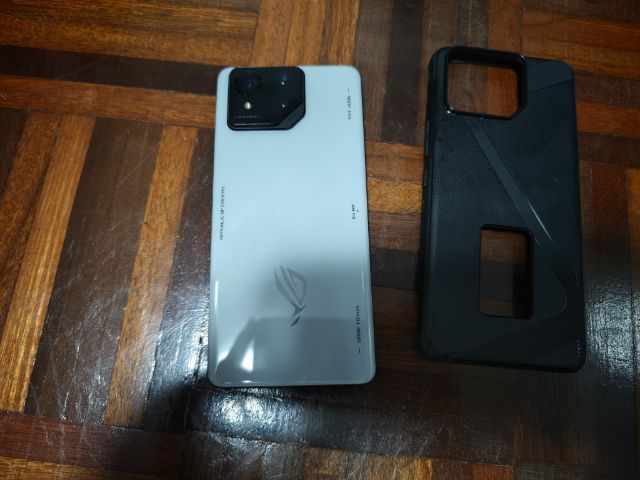 ROG PHONE 8 รูปที่ 2