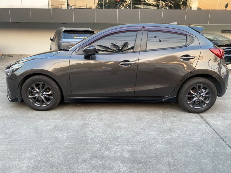Mazda Mazda 2 2017 1.3 Sports High Connect Sedan เบนซิน ไม่ติดแก๊ส เกียร์อัตโนมัติ น้ำตาล รูปที่ 3