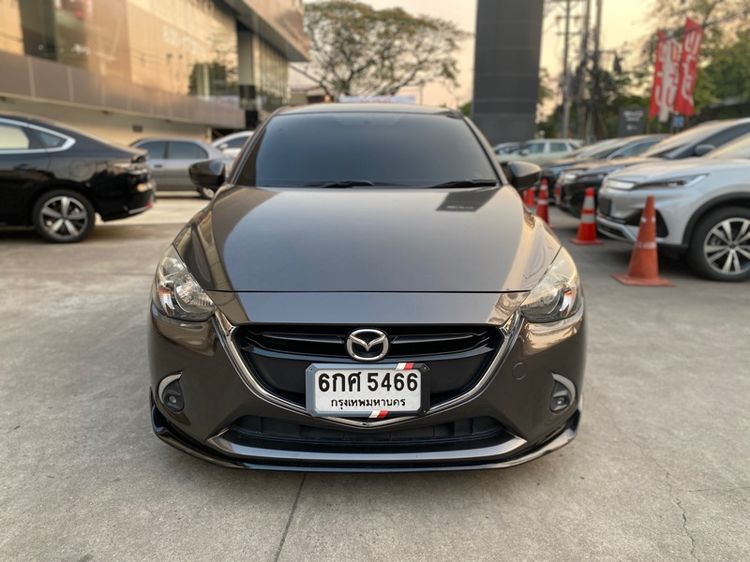 รถ Mazda Mazda 2 1.3 Sports High Connect สี น้ำตาล