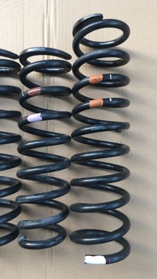 สปริง เดิม หน้า หลัง TOYOTA ฟอจูนเนอร์ ปี 2016  ถึง ปัจจุบัน รูปที่ 3