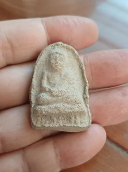 หลวงพ่อทวดหนอน เนื้อว่าน2องค์ รูปที่ 3