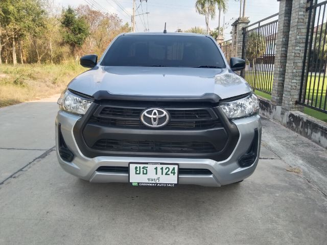 Toyota Hilux Revo 2021 2.4 Entry Pickup ดีเซล เกียร์ธรรมดา เทา รูปที่ 2
