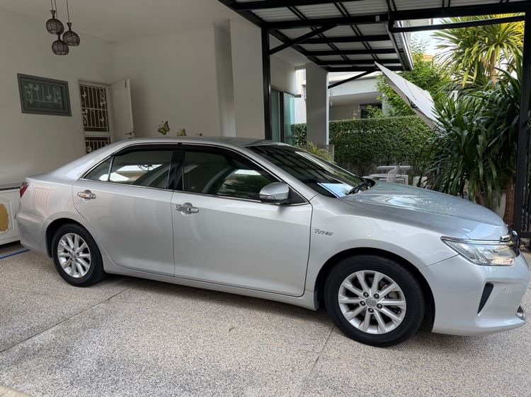 Toyota Camry 2017 2.0 G Sedan เบนซิน ไม่ติดแก๊ส เกียร์อัตโนมัติ บรอนซ์เงิน รูปที่ 2