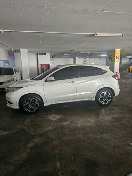 Honda HR-V 2017 1.8 E Sedan เบนซิน เกียร์อัตโนมัติ ขาว รูปที่ 2