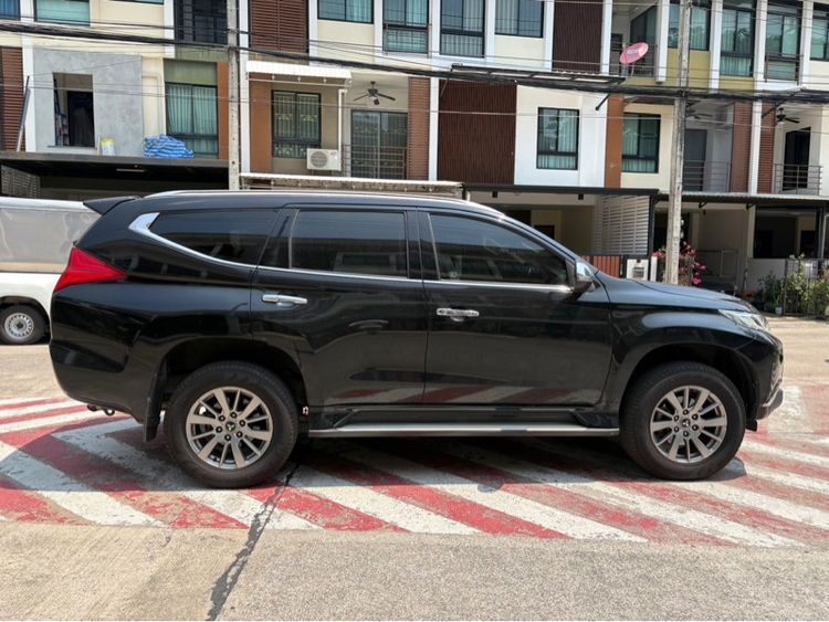 Mitsubishi Pajero Sport 2017 2.4 GT Utility-car ดีเซล เกียร์อัตโนมัติ ดำ รูปที่ 2