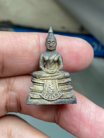 หลวงพ่อโสธร 80 ปี กรมตำรวจ เนื้อเงิน พ่นทราย กล่องเดิม