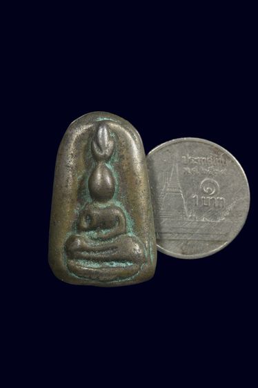 พระหล่อเนื้อเมฆสิทธิ์ รูปที่ 2