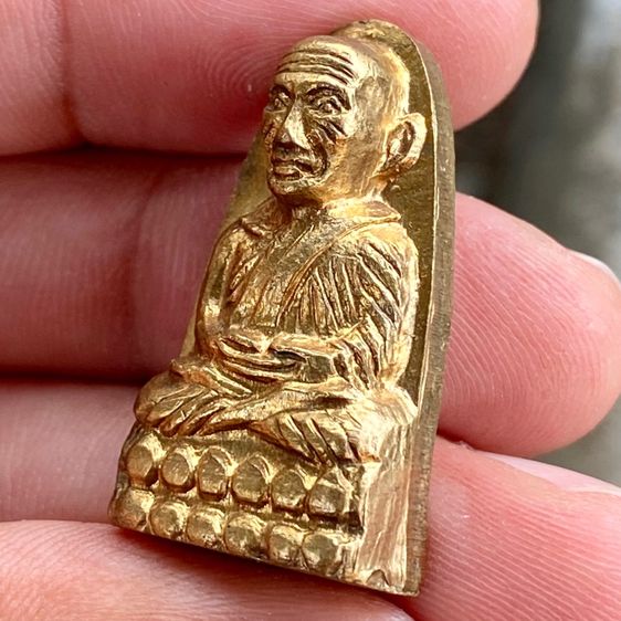 หลวงปู่ทวด เตารีดหลังหนังสือ กะไหล่ทอง สวยๅ รูปที่ 3