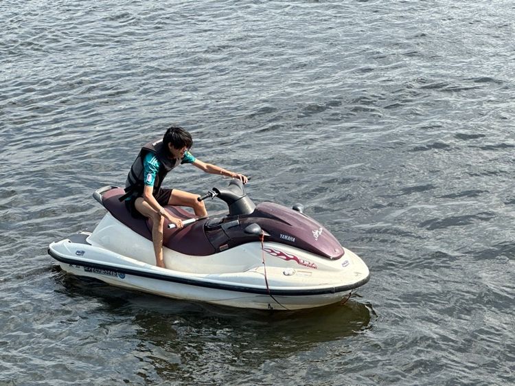 Jes ski เจ็สกี รูปที่ 4