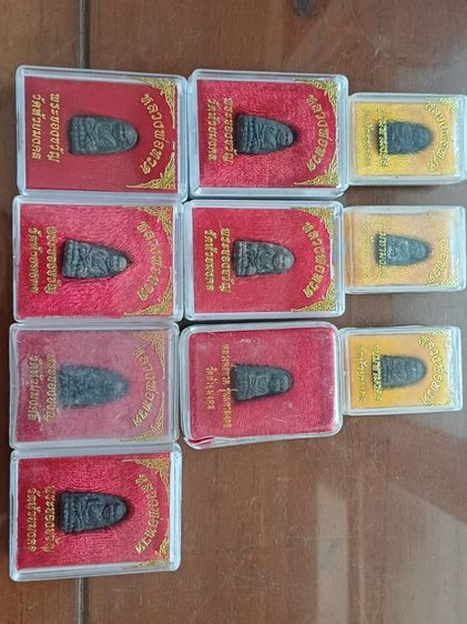ลป.ทวด วัดห้วยมงคล เนื้อว่าน10องค์