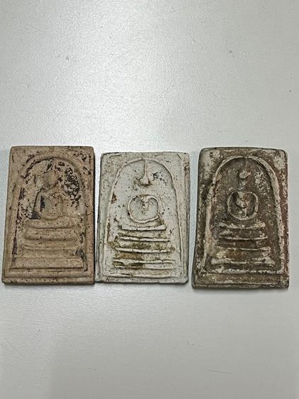 ขายพระสมเด็จ