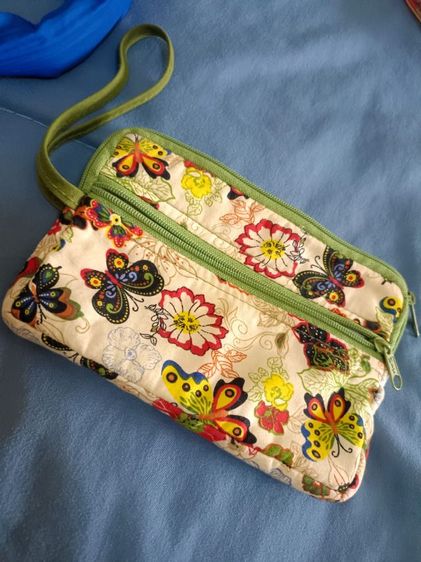 กระเป๋า charles and keith รูปที่ 8