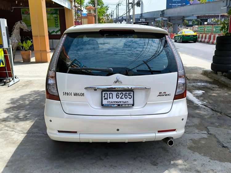 Mitsubishi Space Wagon 2010 2.4 GLS Utility-car เบนซิน ไม่ติดแก๊ส เกียร์อัตโนมัติ ขาว รูปที่ 3