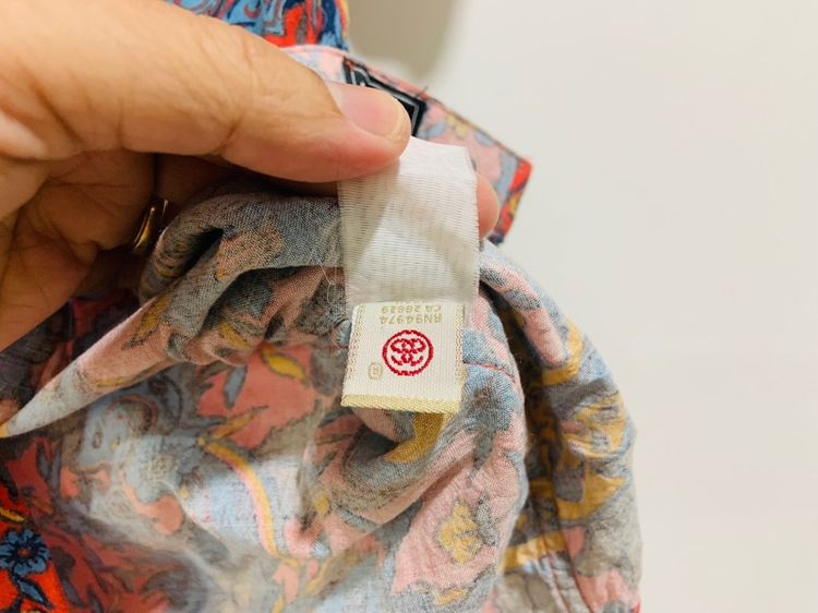 เสื้อเชิ้ต STUSSY แท้ 💯 size M วัดจริงเอว 21.5 ยาว 29  นิ้ว สภาพดีมาก ดีเทลชายเสื้อสวย สีสด ทรงสวย เนื้อผ้าดียืดหยุ่นดีมากครับ รูปที่ 5