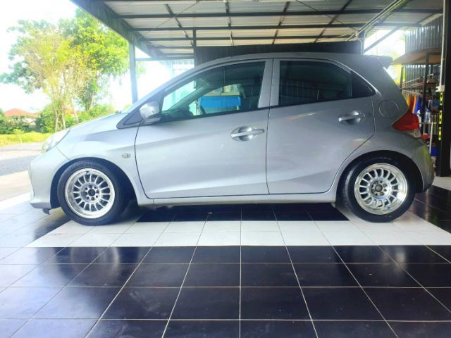 Honda Brio 1.2 (ปี 2018) V Hatchback AT 