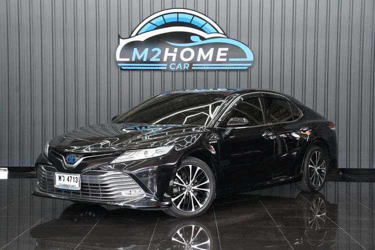 รถ Toyota Camry 2.5 HV Premium สี ดำ